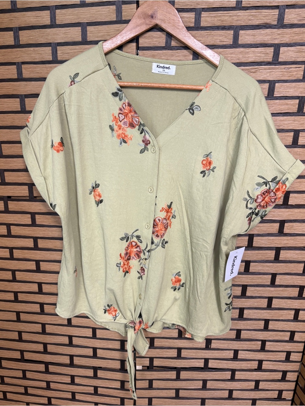 Kindred Green Floral Embroidered Top Size 2X